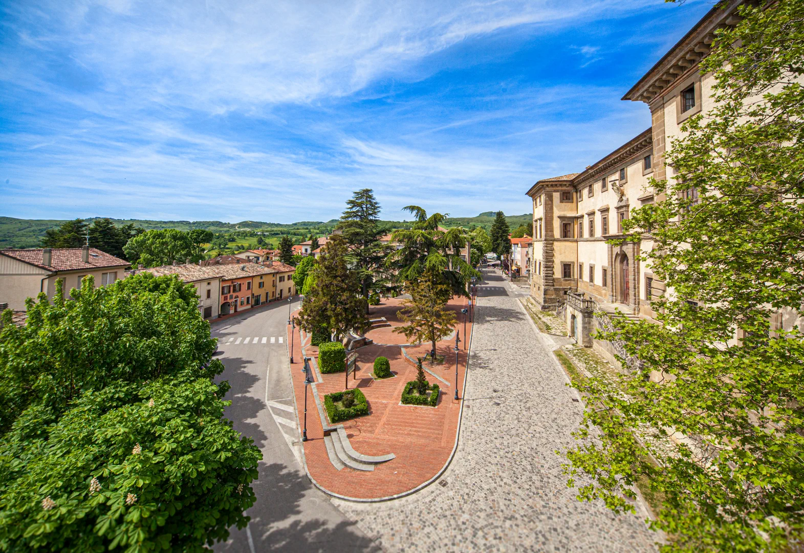 La Piazza di Carpegna